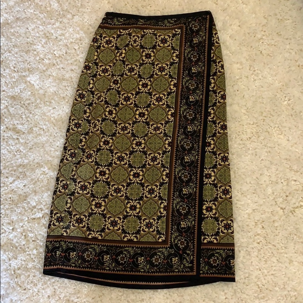 🪕Sag Harbor Patterned Faux Wrap Skirt 6P